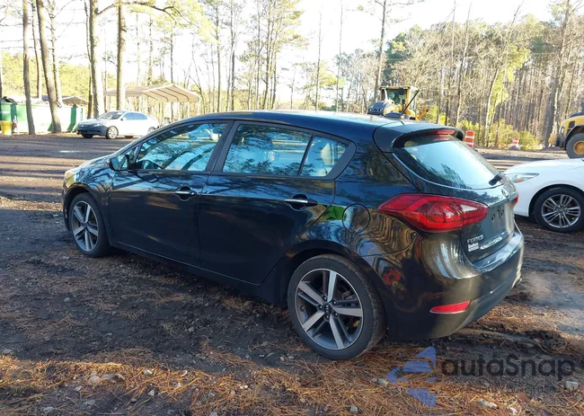 KNAFX5A81H5715162: 43827949