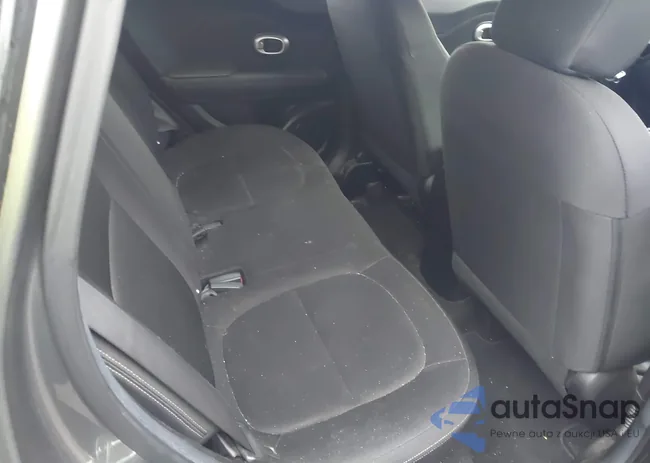 KNDJN2A27G7379226: 43827957