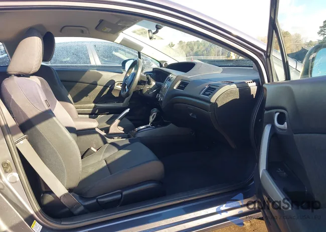 2HGFG3B5XFH504576: 43828142