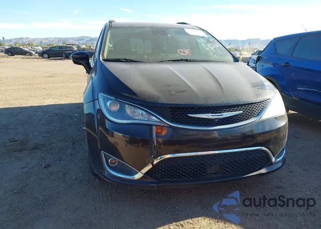 2C4RC1EG9HR764179: 43828199