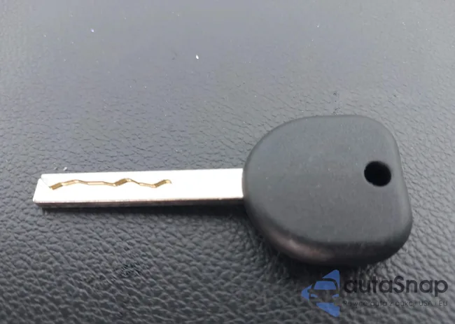 1GNLCDEC7GR328429: 43828208