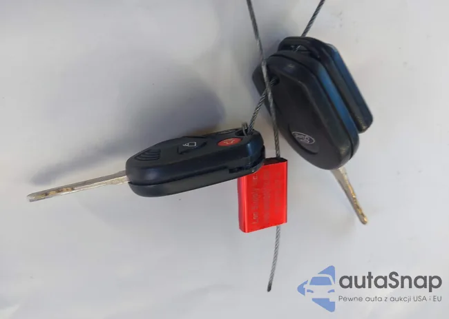 3FAHP0KC0AR262453: 43828215