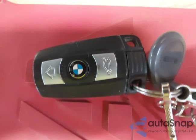 WBAWC33529PU84362: 43828308