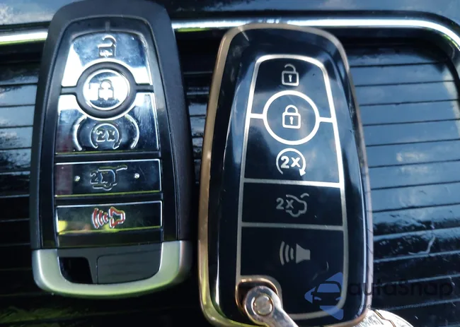 2LMPJ6K94MBL16869: 43828324