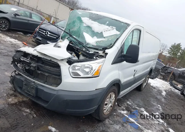 1FTYR1ZM6GKB04690: 43828335