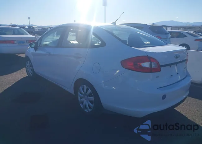 3FADP4BJ6BM221568: 43828400