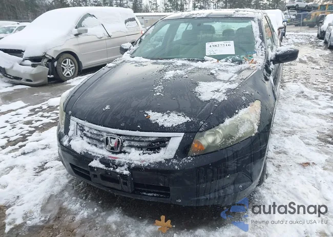 1HGCP2F48AA146304: 43827516