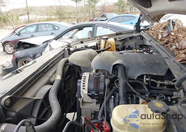 2GCEC19T651246580: 43827569