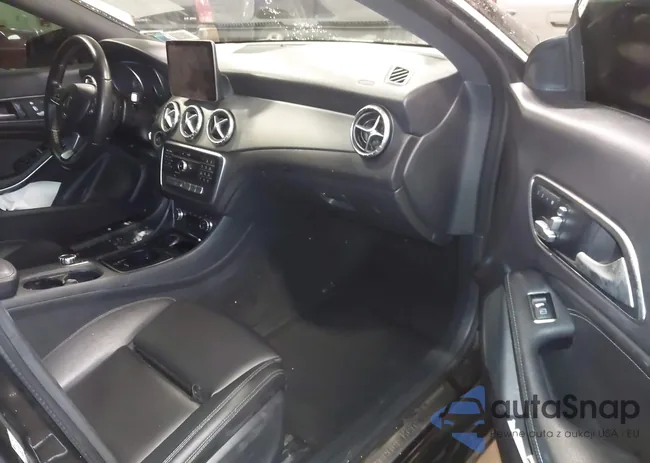 WDDSJ4EB0HN429845: 43827641