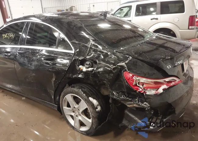 WDDSJ4EB0HN429845: 43827641