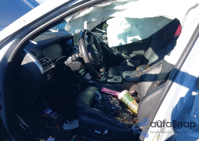 5UX33DT07N9L25561: 43827690