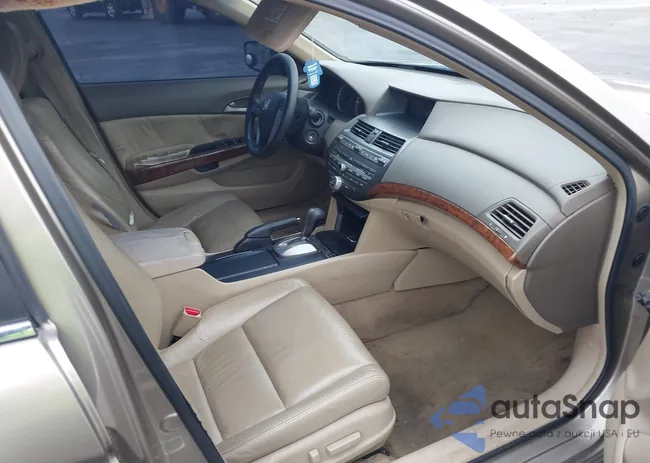 1HGCP36859A000902: 43827875