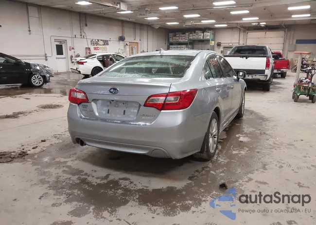 4S3BNAC67H3056687: 43828939