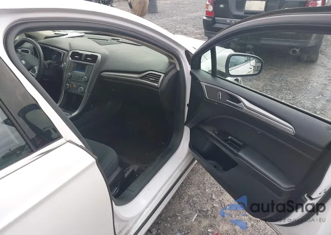 3FA6P0LU0HR233012: 43828949