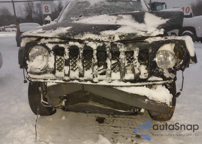 1C4NJRFB6FD348631: 43828980