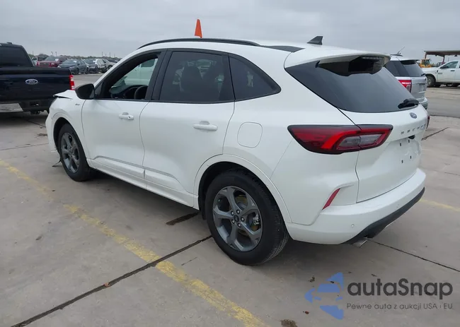 1FMCU0MN8RUB48339: 43829100