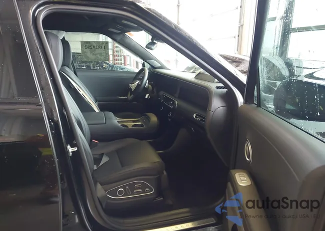 KM8RMESA5TU025922: 43829282