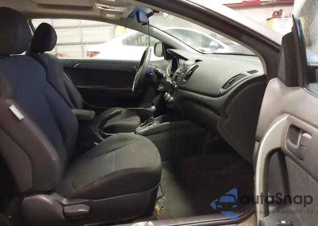 KNAFU6A20C5560851: 43829393