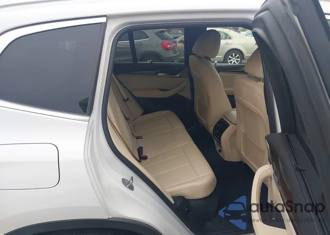 5UXTR9C56KLE11355: 43829490