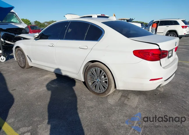 WBAJA5C59KWW21594: 43828543