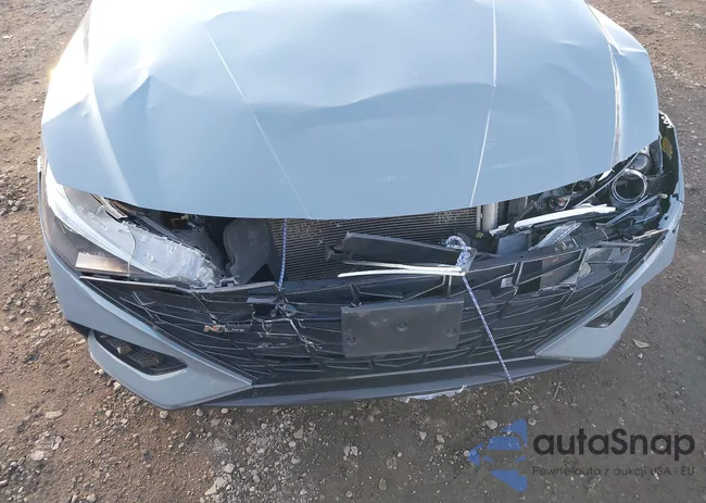 KMHLR4AF2PU407555: 43828565