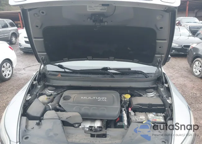 1C4PJLAB7GW165838: 43828631