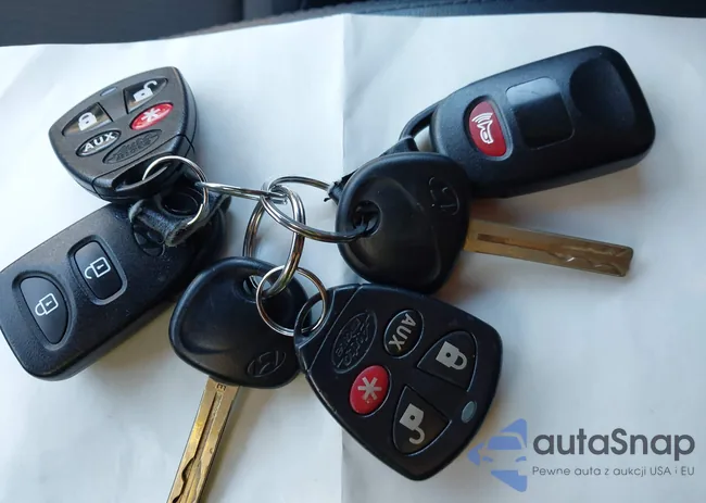 KM8JU3AC2CU512757: 43828735