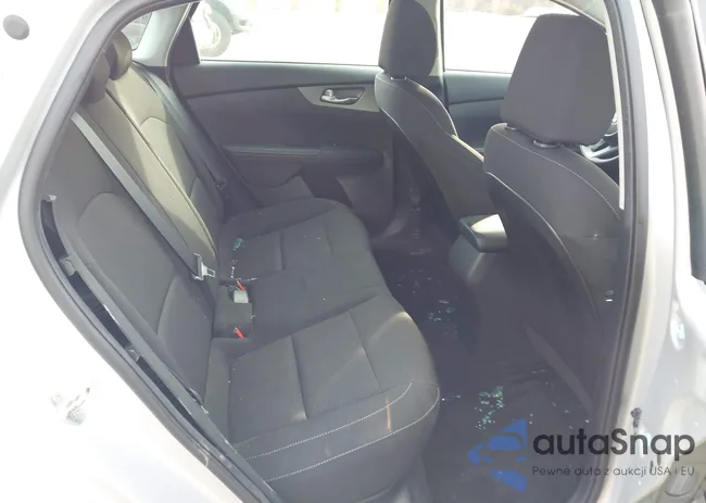 3KPF24AD5ME306475: 43828878