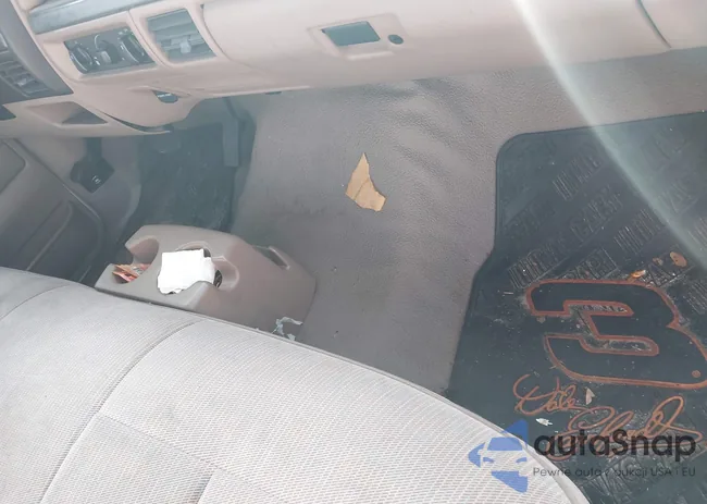 1FTDF15Y6RNA24243: 43828889