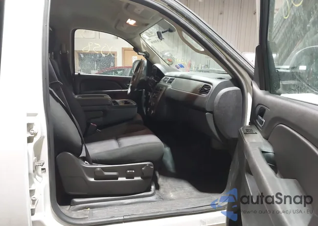 1GNSK2E01CR184234: 43830058