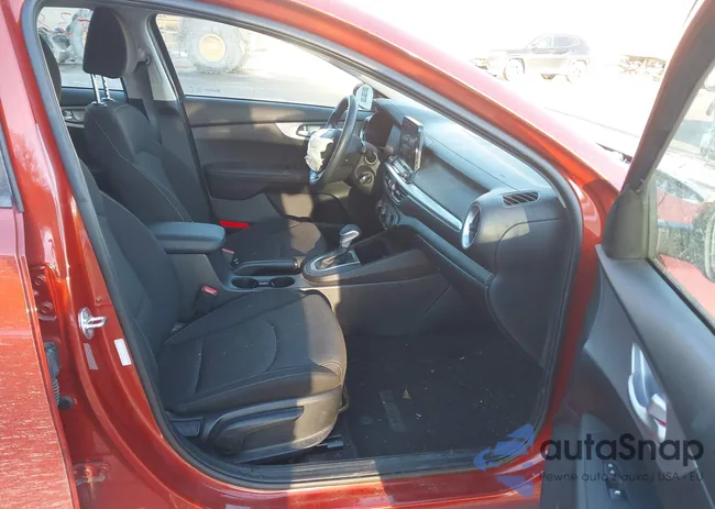 3KPF24AD0RE697364: 43830148