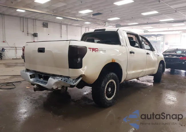 5TFDY5F19AX096064: 43829641