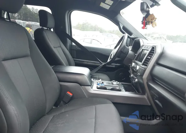 1FMJK1HT2KEA35630: 43829730