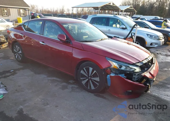 1N4BL4EV4KC215741: 43829802