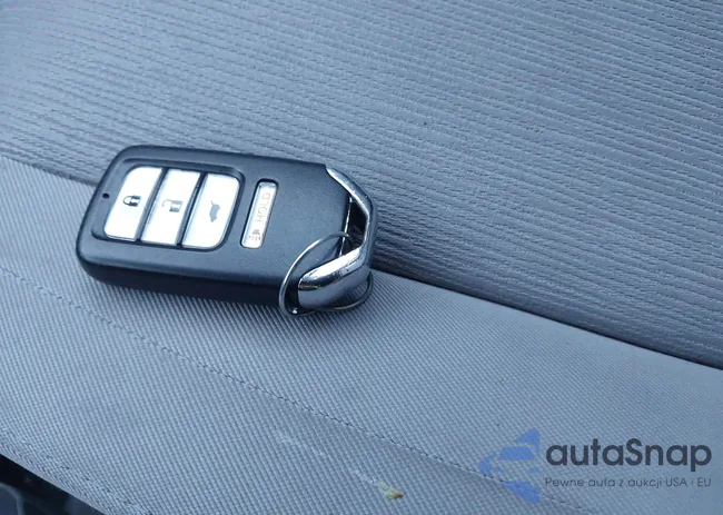 5FNRL6H28JB075958: 43831113