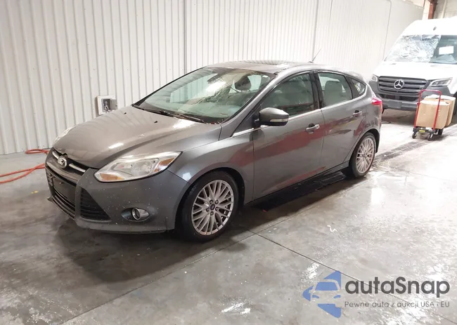 1FAHP3M28CL331168: 43831175