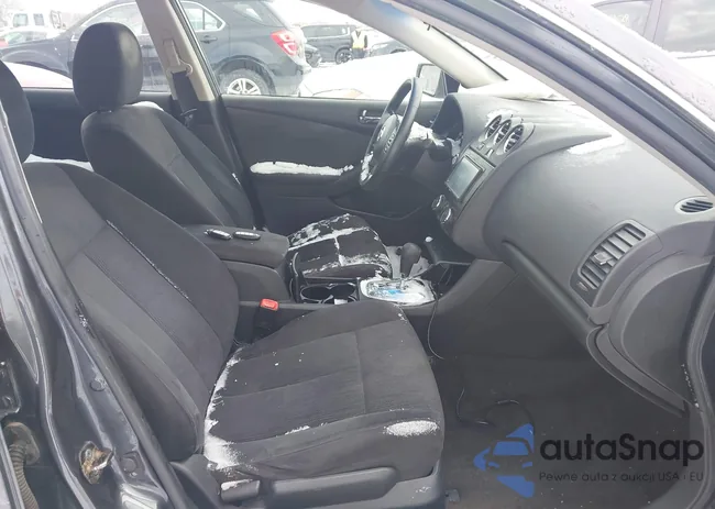 1N4AL2AP5AN493266: 43831177