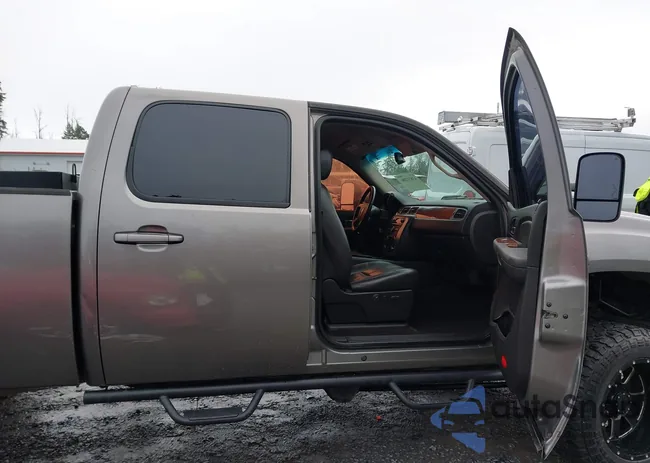 1GTHK23618F105695: 43831206