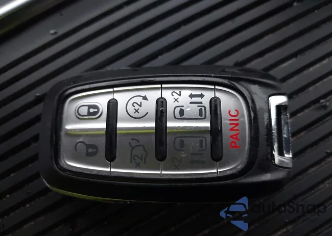 2C4RC3GG6NR167169: 43831209