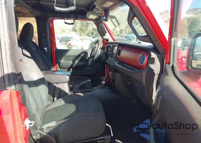 1C4HJXCN2JW226653: 43831301