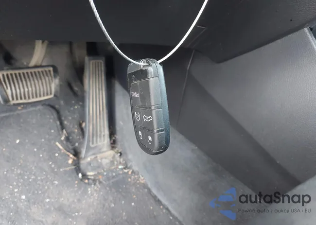 KNALN4D72E5161924: 43831312