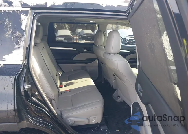 5TDJZRFH8JS525205: 43831405