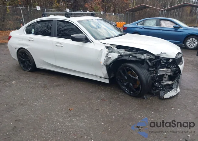 3MW5R7J01L8B05981: 43830614