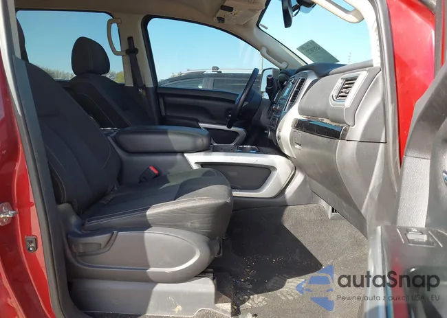 1N6BA1F44JN525974: 43830722