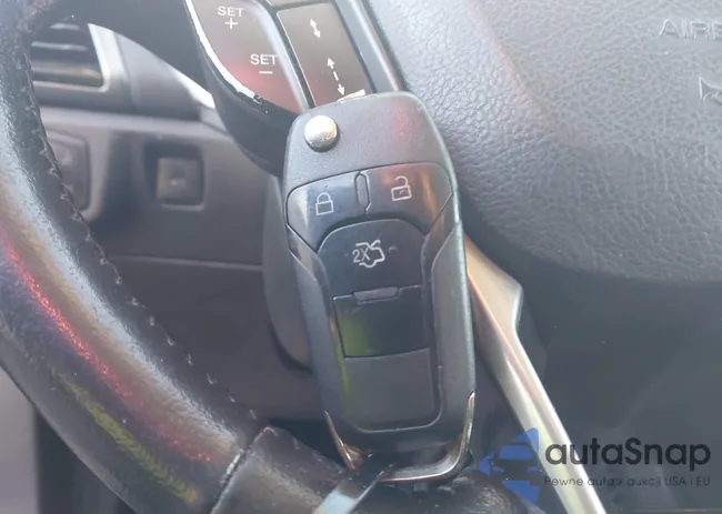 3FA6P0LU3DR139717: 43830819