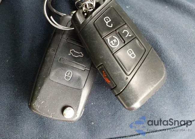 3VWC57BU4KM114510: 43830865