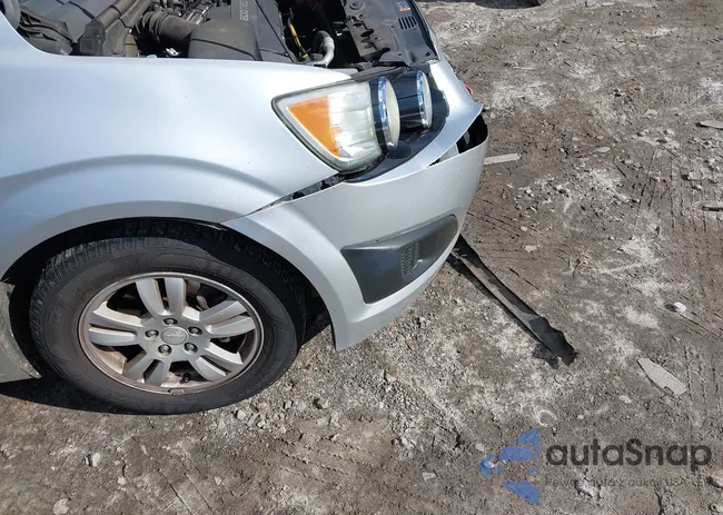 1G1JC5SH9E4226090: 43830901