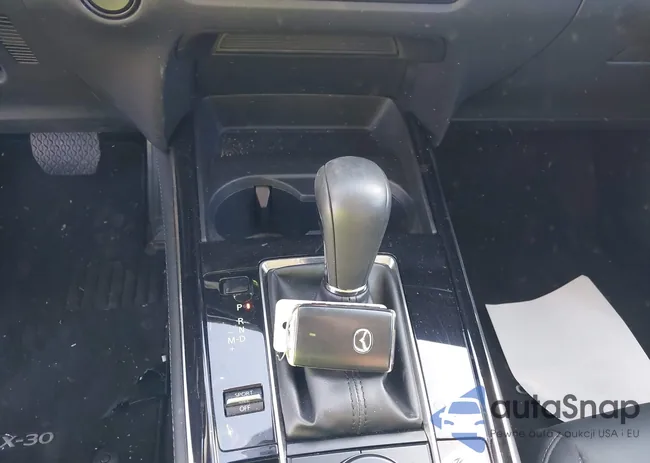 3MVDMBCM8PM582063: 43832044