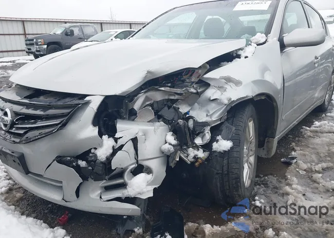 1N4AL2AP0CN476233: 43832053