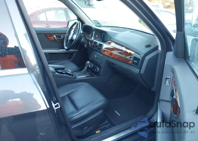 WDCGG8HB1AF371059: 43832077